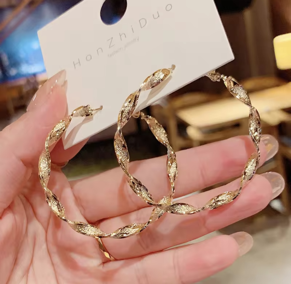 Twisted Leaf-Pattern Gold Hoop Earrings